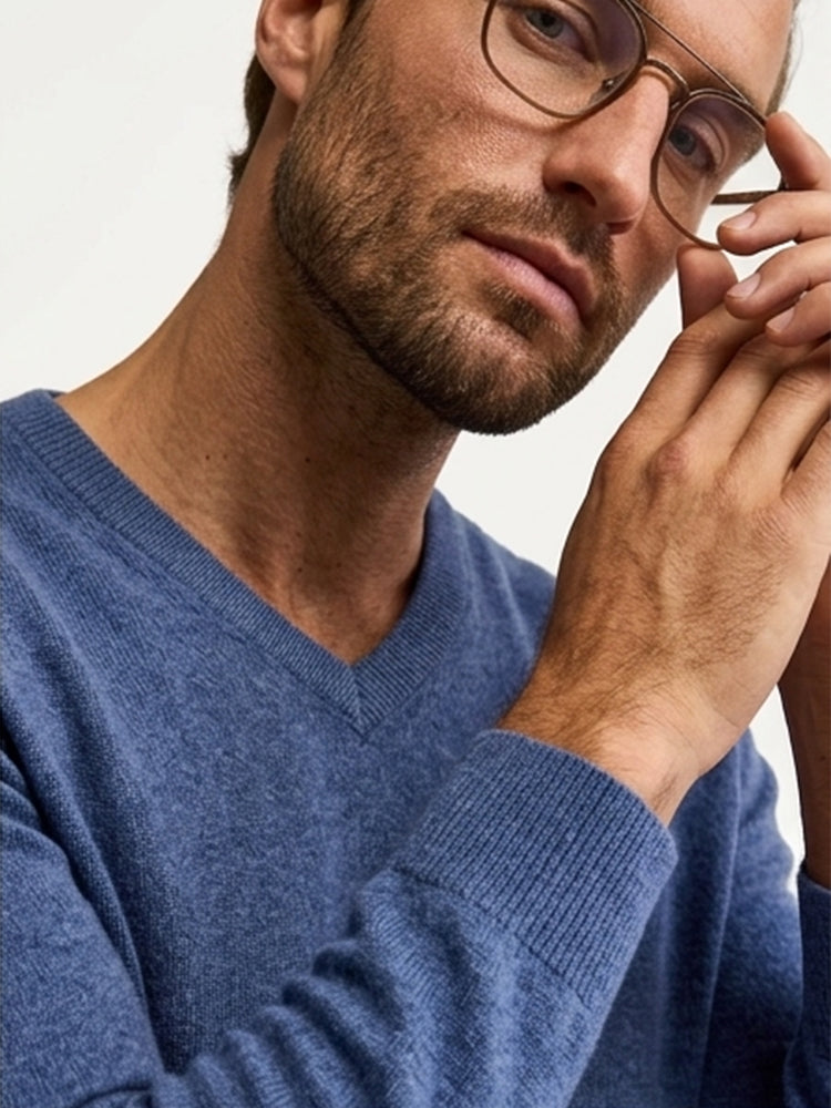 LanlyCashmere Men’s Merino Wool V-Neck Sweater – Lightweight Soft Knit Pullover