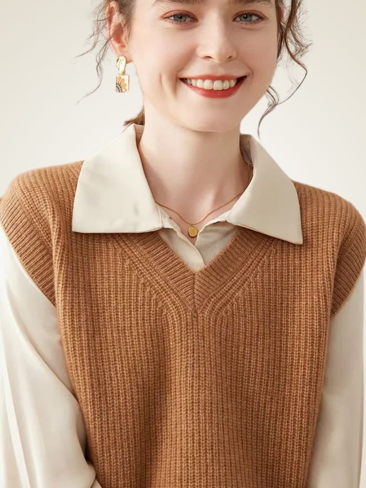 LanlyCashmere Women's V Neck Cashmere Sweater Vest Knit Top