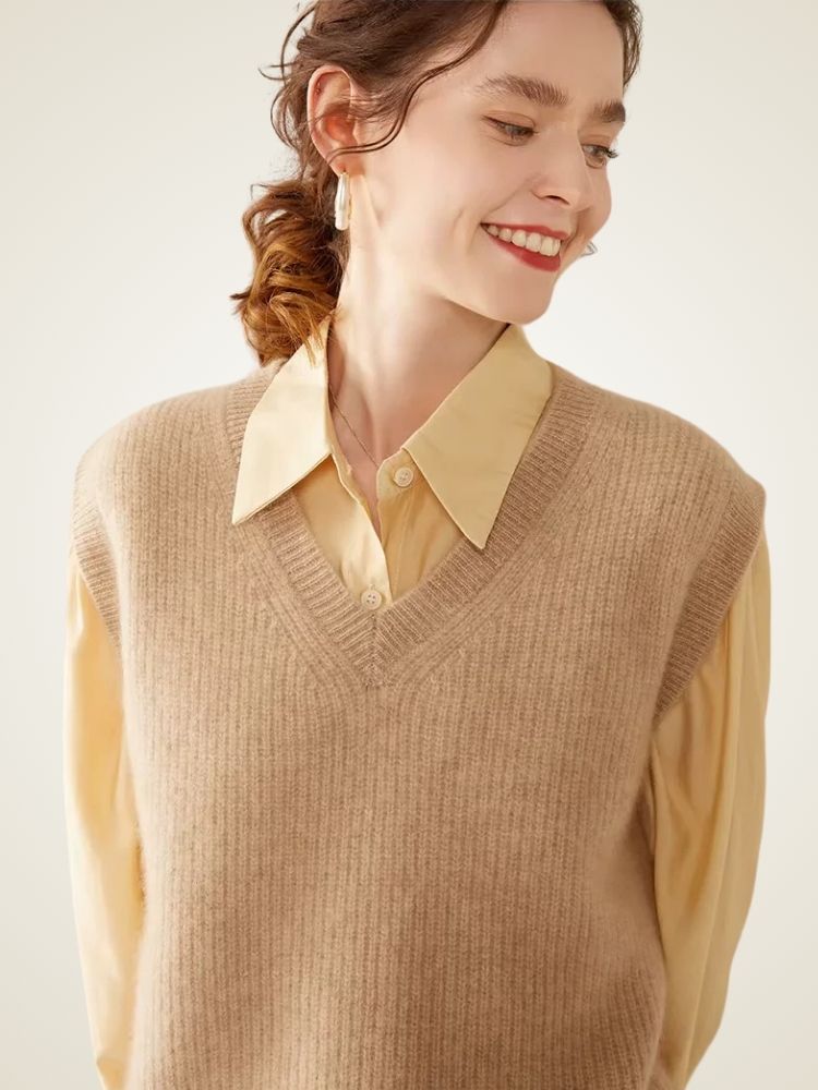 LanlyCashmere Women's V Neck Cashmere Sweater Vest Knit Top