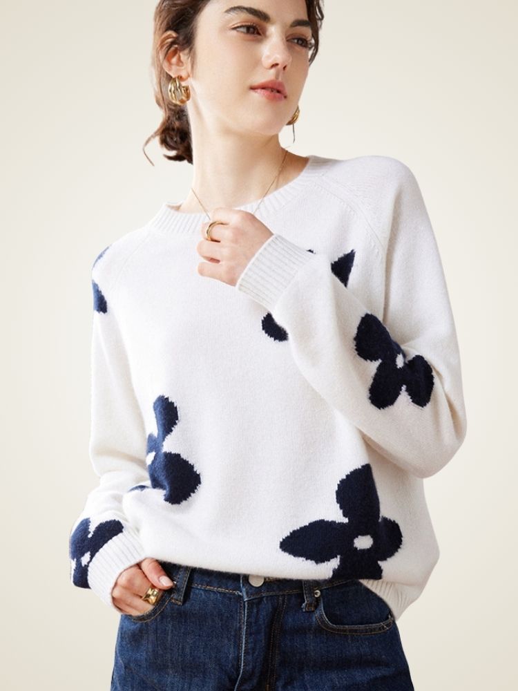 Lanly Cashmere Intarsia Floral Sweater - White Mongolia Cashmere Crewneck