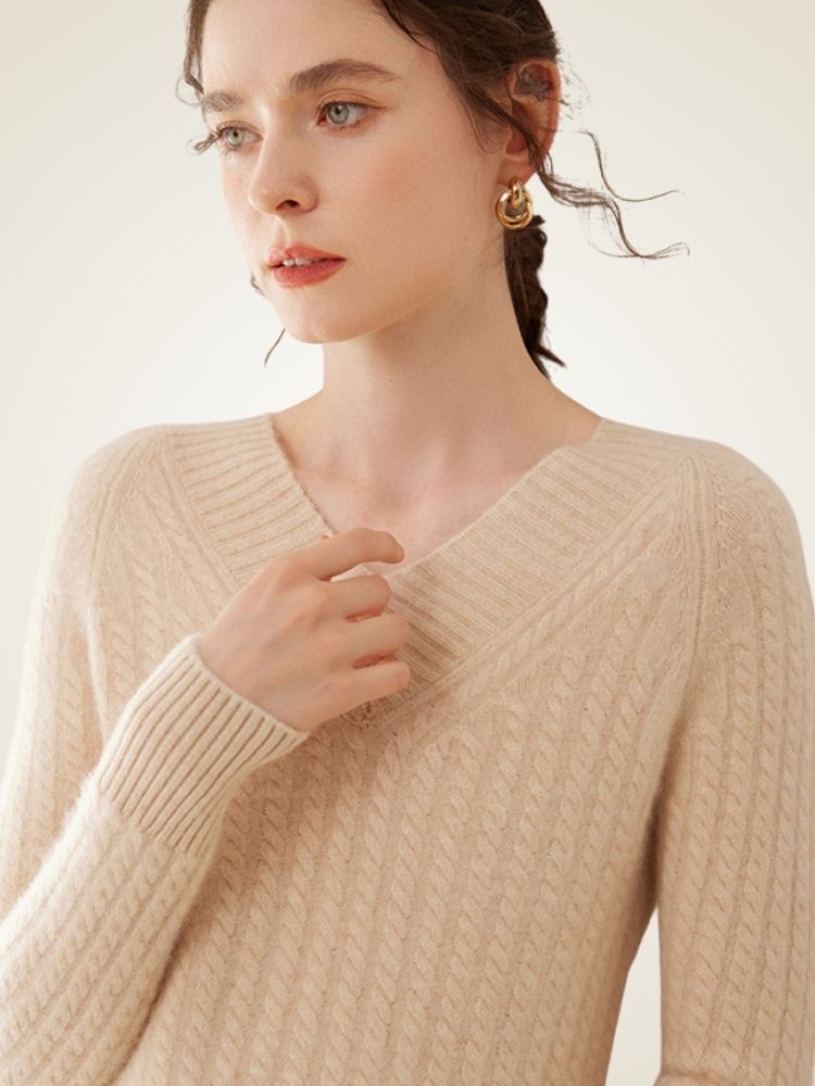 Iliviana - Pull en tricot torsadé à col en V