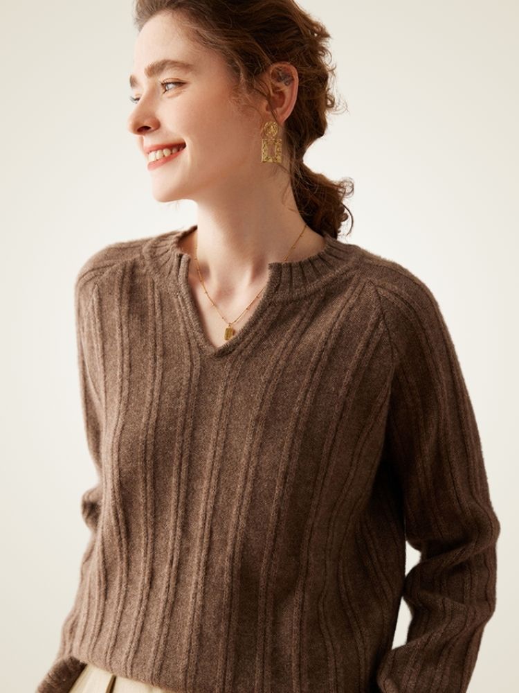 LanlyCashmere Ribbed Cashmere V-Neck Sweater – Elegant Slim Fit Knit