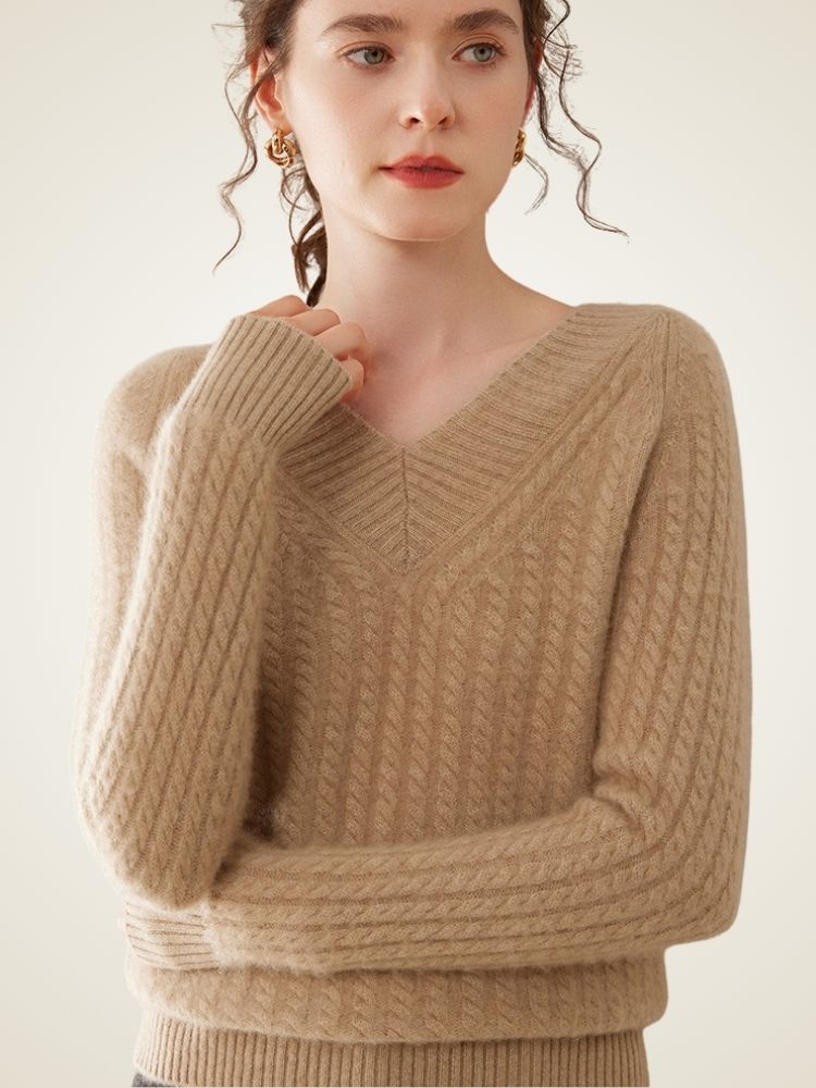 Iliviana - Zopfmuster-Pullover mit V-Ausschnitt