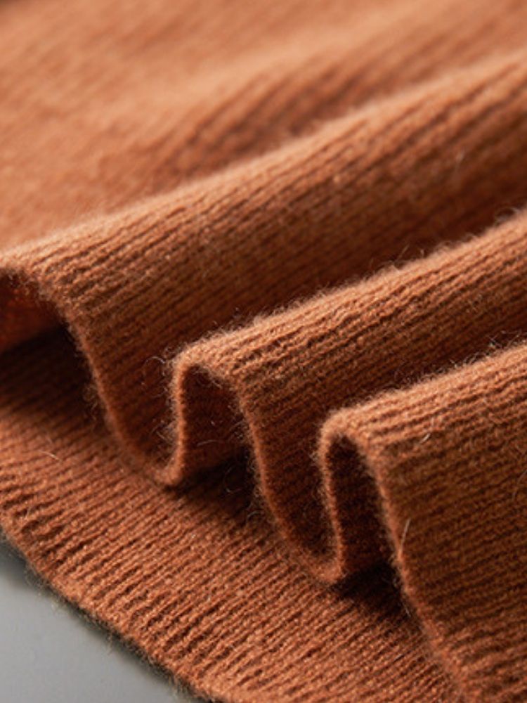 LanlyCashmere Men’s Cashmere V Neck Sweater – Contrast Collar Knit Pullover